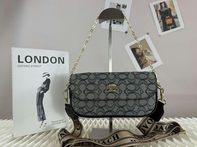 2422-💴29.99$Coach