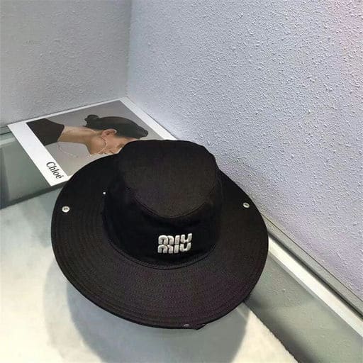 כובע מיומיו